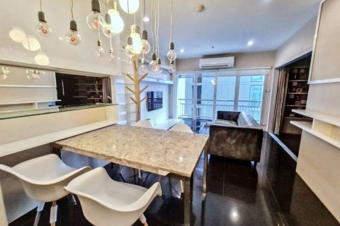 Кондоминиум с 2 спальнями в Бангкоке, Таиланд № 116410 - фото 1