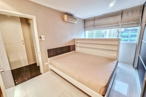 Кондоминиум с 2 спальнями в Бангкоке, Таиланд № 116410 - фото 10