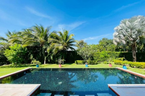 Вилла в Хуа Хине, Таиланд с 4 спальнями  № 157345 - фото 6