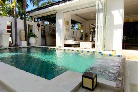 Вилла в Банг Ламунге, Таиланд с 4 спальнями  № 157347