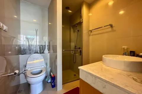 Condo à Watthana, Bangkok, Thaïlande, 2 chambres  № 141352 - photo 6