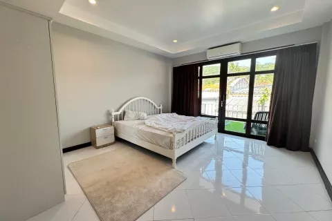 Townhouse in Ko Samui, Thailand 2 bedrooms № 141354 - photo 5