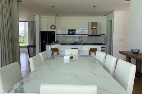 House in Bang Tao, Thailand 4 bedrooms № 36644 - photo 6