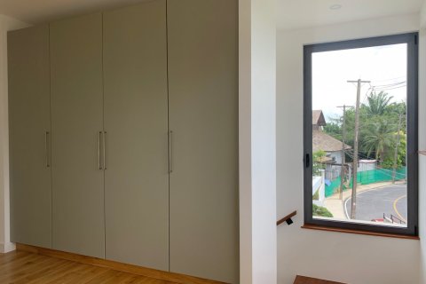 House in Bang Tao, Thailand 4 bedrooms № 36644 - photo 24