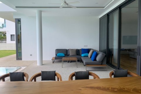 House in Bang Tao, Thailand 4 bedrooms № 36644 - photo 9