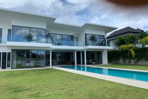 House in Bang Tao, Thailand 4 bedrooms № 36644
