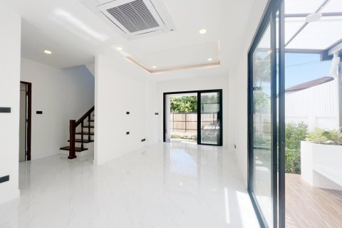 House in Phuket, Thailand 4 bedrooms № 159168 - photo 2