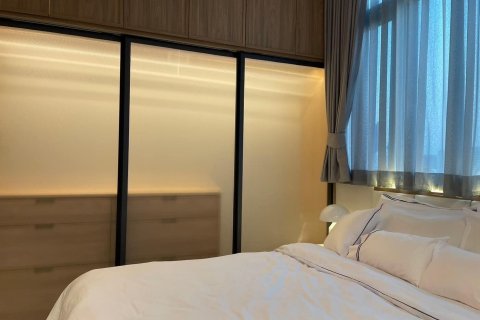 Кондоминиум с 2 спальнями в Банг Раке, Бангкок, Таиланд № 159169 - фото 5