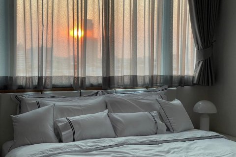 Кондоминиум с 2 спальнями в Банг Раке, Бангкок, Таиланд № 159169 - фото 4