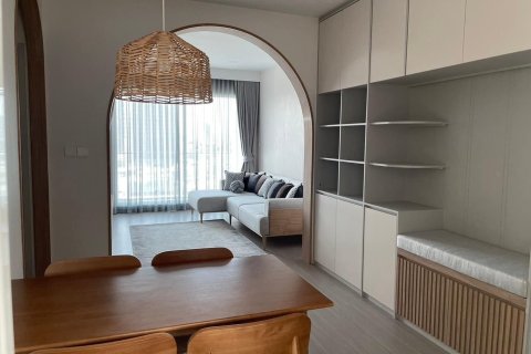 Кондоминиум с 2 спальнями в Банг Раке, Бангкок, Таиланд № 159169 - фото 2