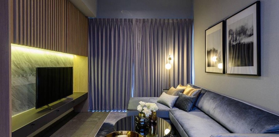 Studio in the Condo in Watthana, Bangkok, Thailand  № 159164