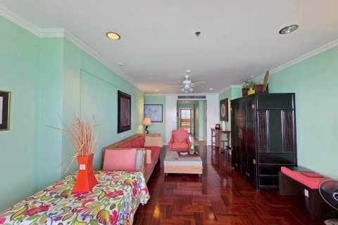 Condo in Cha-am, Thailand, 2 bedrooms  № 159166