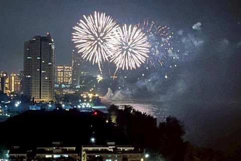 Condo in Cha-am, Thailand, 2 bedrooms  № 159166 - photo 5