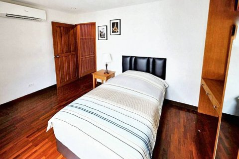 Кондоминиум с 2 спальнями в Бангкоке, Таиланд № 114549 - фото 4