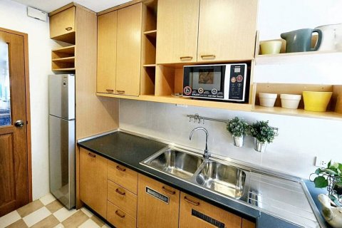 Кондоминиум с 2 спальнями в Бангкоке, Таиланд № 114549 - фото 6