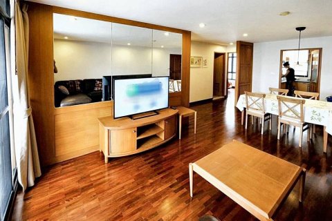 Кондоминиум с 2 спальнями в Бангкоке, Таиланд № 114549 - фото 2