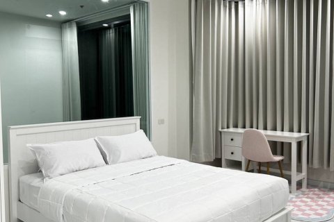 Дуплекс в Бангкоке, Таиланд с 2 спальнями  № 114543 - фото 4