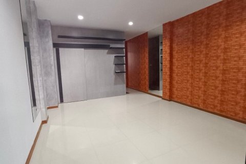 Таунхаус в Пак Крете, Таиланд с 3 спальнями  № 138659 - фото 2