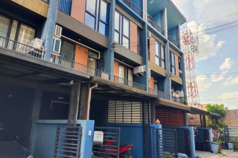 Таунхаус в Пак Крете, Таиланд с 3 спальнями  № 138659 - фото 1