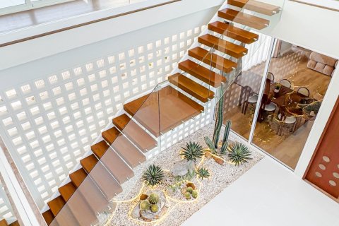 Villa in Hua Hin, Thailand 4 bedrooms № 169752 - photo 11