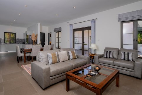 Villa à Hua Hin, Thaïlande 4 chambres № 169749 - photo 3