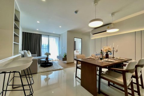 Condo in Watthana, Bangkok, Thailand, 2 bedrooms  № 167762
