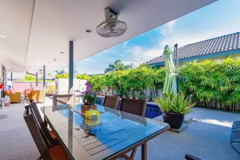 House in Hua Hin, Thailand 3 bedrooms № 167763 - photo 4