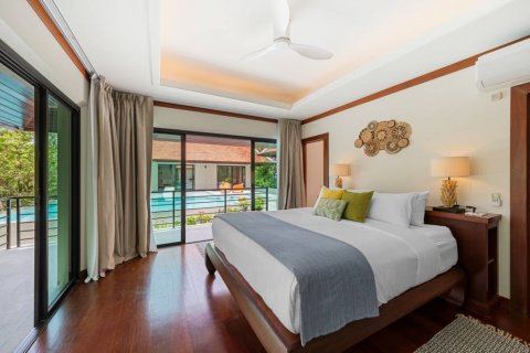 Villa in Rawai, Thailand 3 bedrooms № 134626 - photo 10