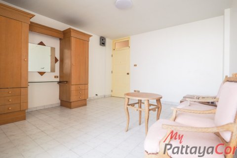 Studio in the Condo in Bang Lamung, Thailand № 205273 - photo 6