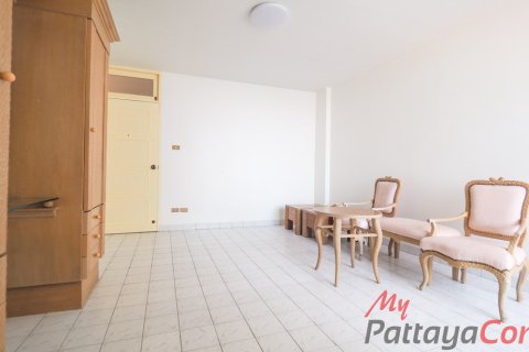 Studio in the Condo in Bang Lamung, Thailand № 205273 - photo 4