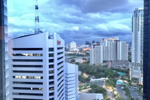 Condo in Bangkok, Thailand, 3 bedrooms  № 187168