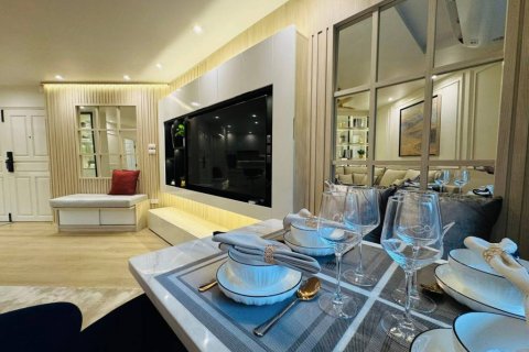 Кондоминиум с 2 спальнями в Бангкоке, Таиланд № 152411 - фото 8