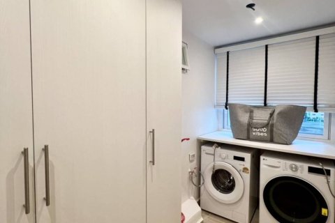 Кондоминиум с 2 спальнями в Бангкоке, Таиланд № 152410 - фото 4