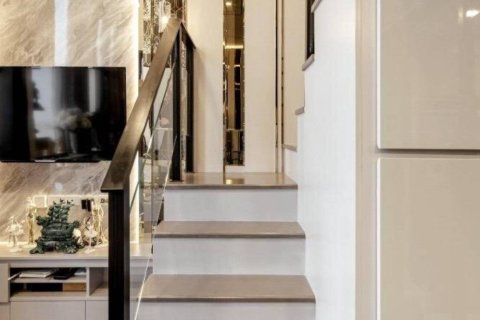 Дуплекс в Чатучаке, Бангкок, Таиланд с 1 спальней  № 152415 - фото 3