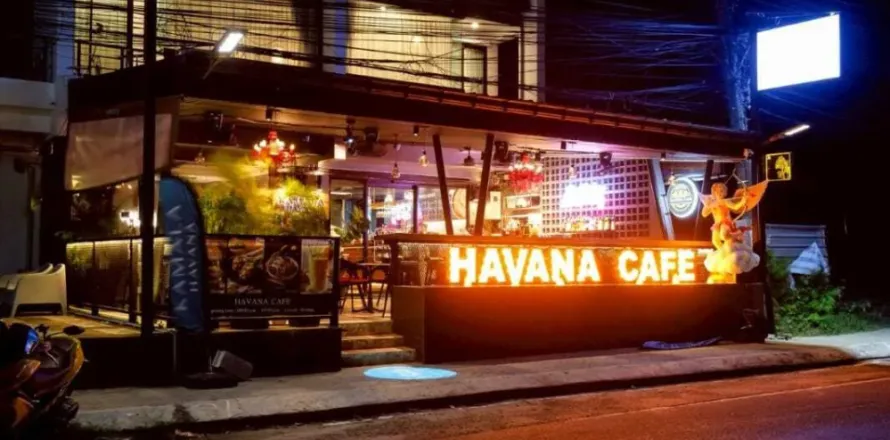 Hotel in Kathu, Thailand № 148772