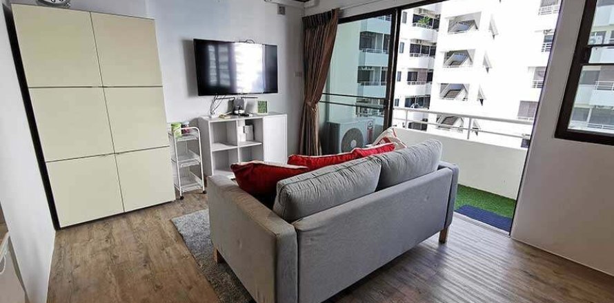 Студия в кондо в Клонг Тоэй, Бангкок, Таиланд № 148773