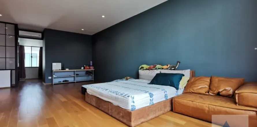 Reihenhaus in Suan Luang, Bangkok, Thailand 3 Schlafzimmer № 217160