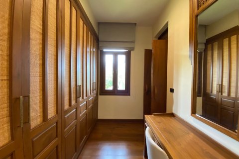 Дом в Чиангмае, Таиланд с 4 спальнями  № 160090 - фото 25