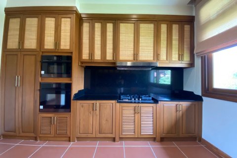 Дом в Чиангмае, Таиланд с 4 спальнями  № 160090 - фото 21