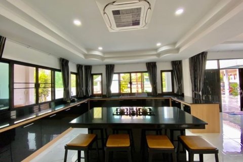 Дом в Чиангмае, Таиланд с 5 спальнями № 160086 - фото 7