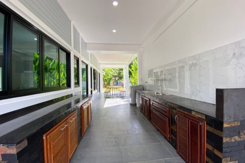 Дом в Чиангмае, Таиланд с 5 спальнями № 160086 - фото 9