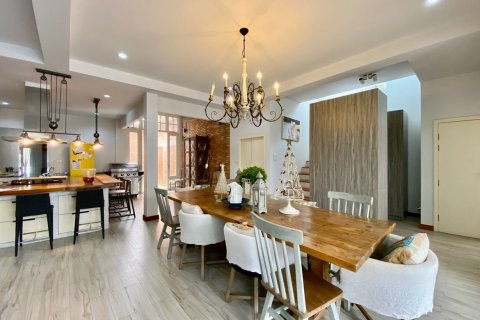 Дом в Чиангмае, Таиланд с 6 спальнями  № 160092 - фото 7