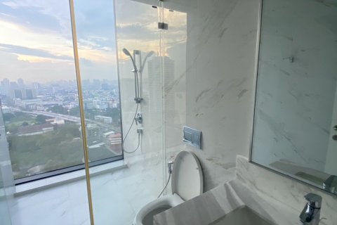 Кондоминиум с 2 спальнями в Банг-Кхо-Лаеме, Бангкок, Таиланд № 151496 - фото 11