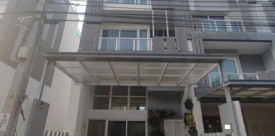 Таунхаус в Ванг Тонг Ланге, Бангкок, Таиланд с 3 спальнями № 151500