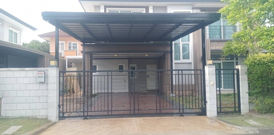 Дом в Тави Ваттане, Бангкок, Таиланд с 4 спальнями  № 151499