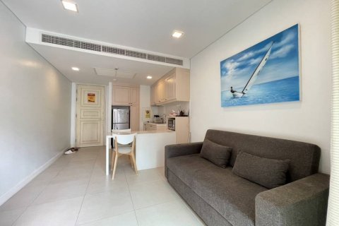Condo in Hua Hin, Thailand, 1 bedroom  № 114192 - photo 9