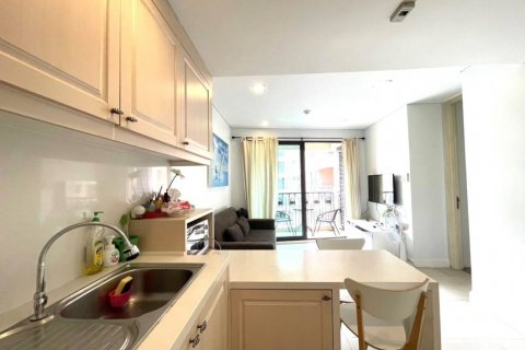 Condo in Hua Hin, Thailand, 1 bedroom  № 114192 - photo 3