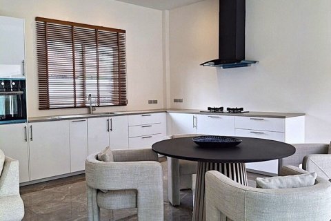 House in Pattaya, Thailand 3 bedrooms № 172259 - photo 2