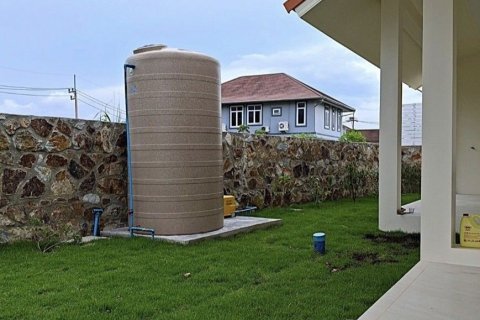 House in Pattaya, Thailand 3 bedrooms № 172259 - photo 15