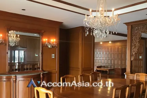 Condo in Watthana, Bangkok, Thailand, 3 bedrooms  № 215259